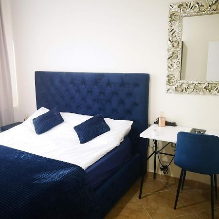 Riviera Deluxe Apartments Vlorë Eksteriør bilde