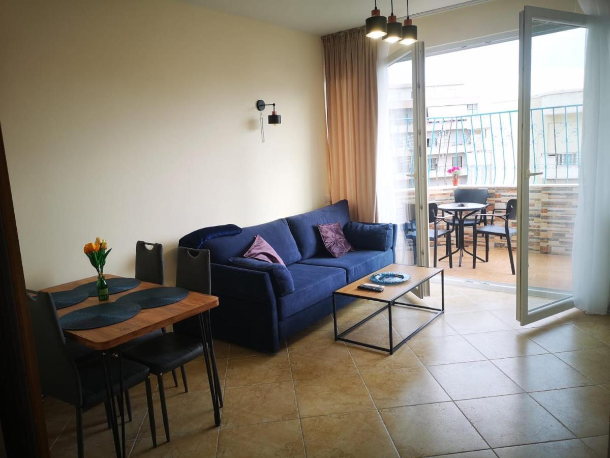 Riviera Deluxe Apartments Vlorë Eksteriør bilde