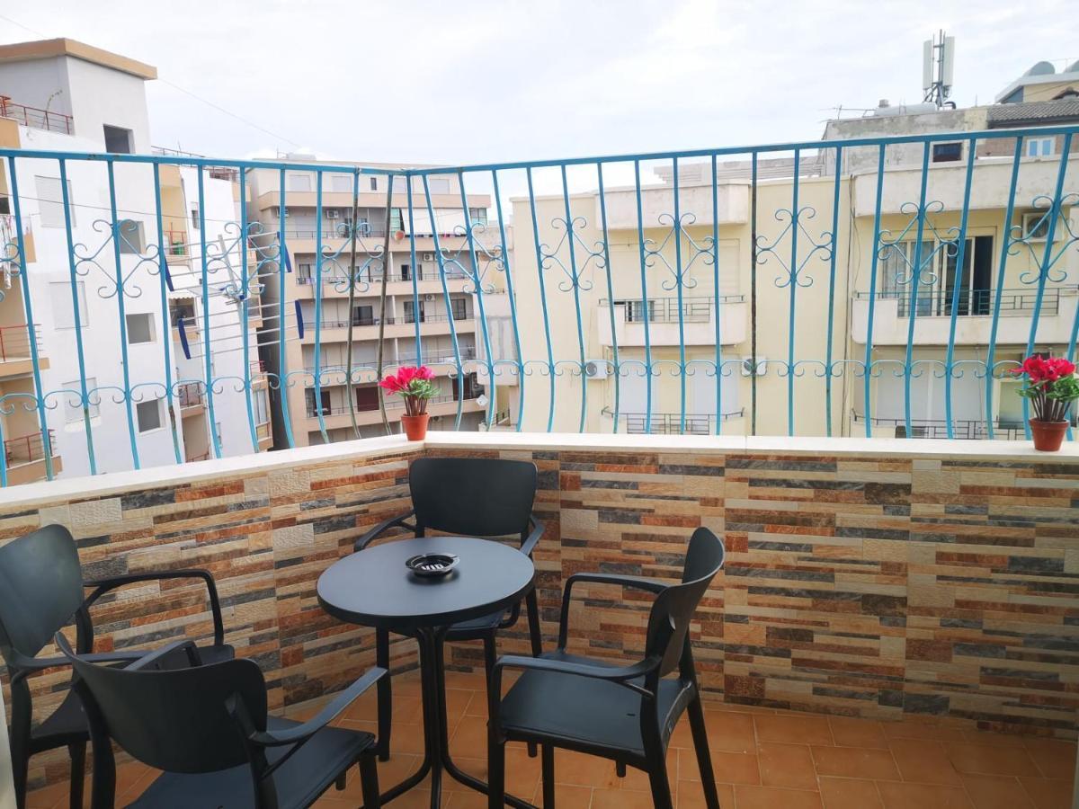 Riviera Deluxe Apartments Vlorë Eksteriør bilde